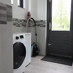 Vrijstaande Woning Met Grote Zonnige Tuin Met Jacuzzi Vakantiehuis Ewijk