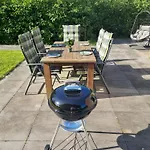 Vrijstaande Woning Met Grote Zonnige Tuin Met Jacuzzi Vakantiehuis