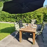 Vrijstaande Woning Met Grote Zonnige Tuin Met Jacuzzi Vakantiehuis Ewijk