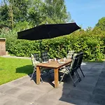 Vrijstaande Woning Met Jacuzzi In Grote Tuin *
