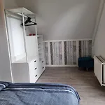 Vrijstaande Woning Met Grote Zonnige Tuin Met Jacuzzi Ewijk