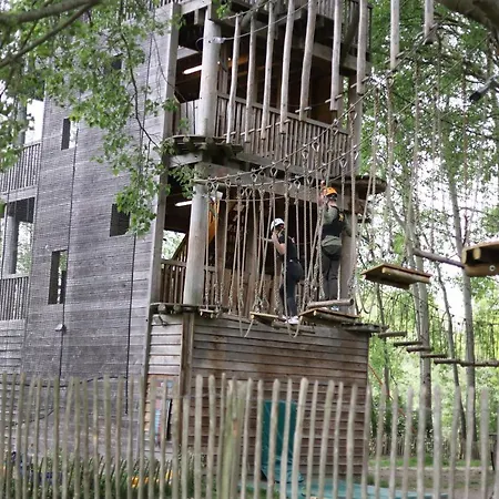 Vrijstaande Woning Met Grote Zonnige Tuin Met Jacuzzi Ewijk