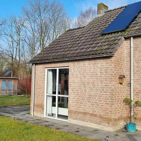 Vrijstaande Woning Met Grote Zonnige Tuin Va Augustus 2025 Met Jacuzzi *