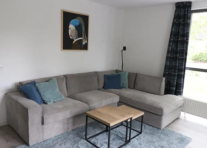 Semesterbostad Vrijstaande Woning Met Grote Zonnige Tuin Met Jacuzzi