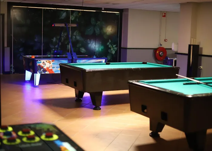 Vrijstaande Woning Met Grote Zonnige Tuin Met Jacuzzi Semesterbostad