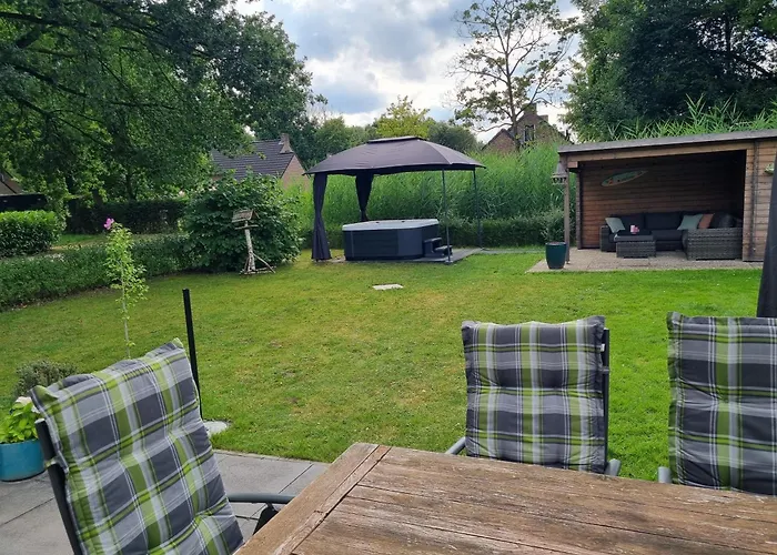 Vrijstaande Woning Met Grote Zonnige Tuin Met Jacuzzi * Ewijk