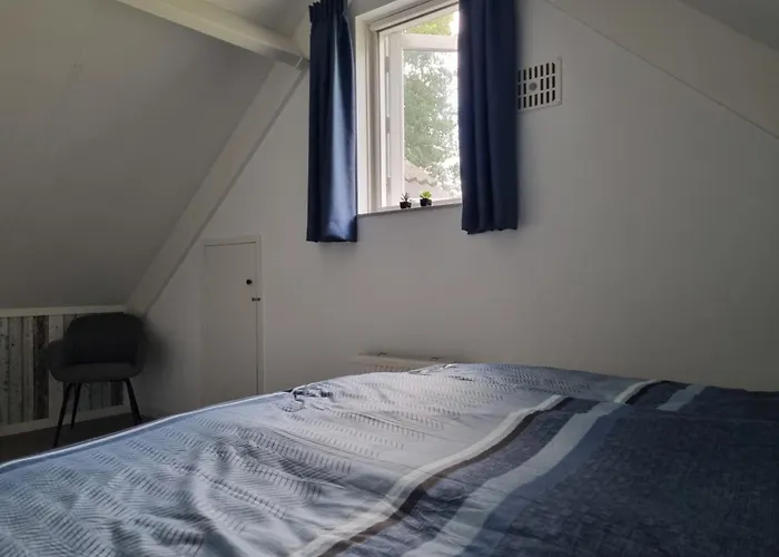 Semesterbostad Vrijstaande Woning Met Grote Zonnige Tuin Met Jacuzzi Ewijk